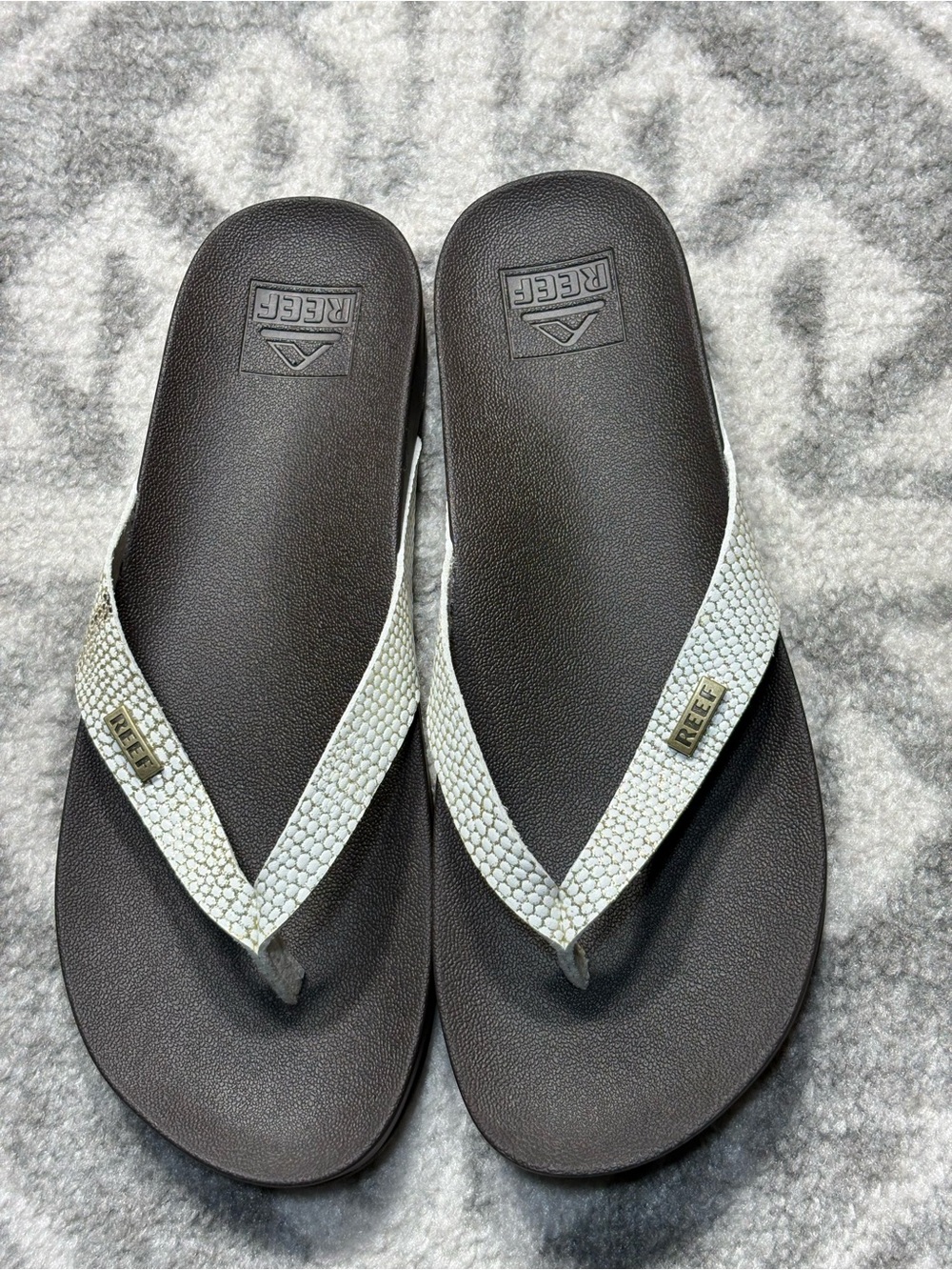 Women’s reef size 7 flip-flops